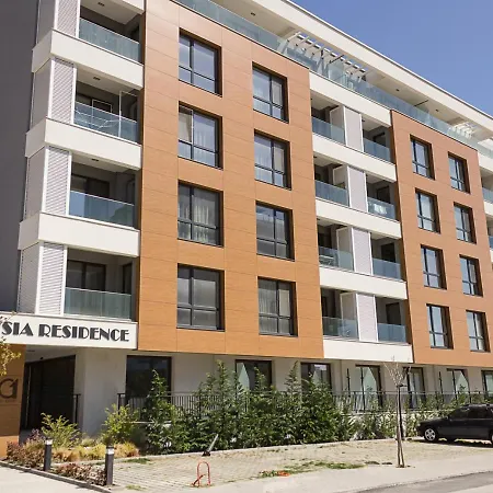 아파트 Sunny 1bd Flat In St Constantine & Helena Complex By Flat Mаnаger