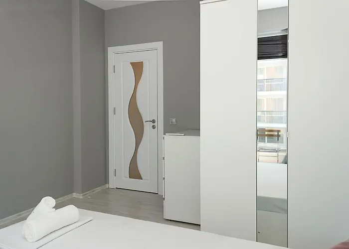 Sunny 1bd Flat In St Constantine & Helena Complex By Flat Mаnаger Apartment *